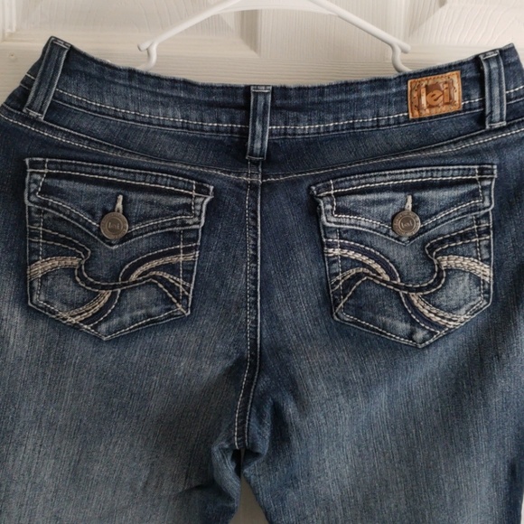 l.e.i. - Picture 4 of 7